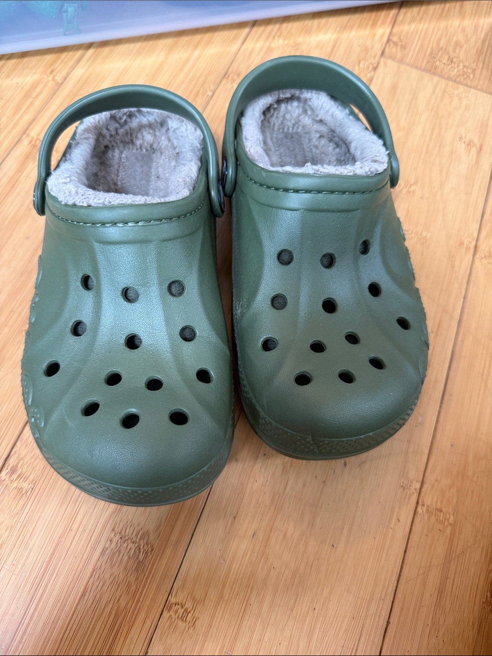 Kids Green Cozy Lined Clogs J1